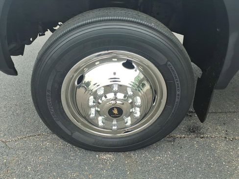 Used 2006 Ford F550 2WD Regular Cab Super Duty image 22