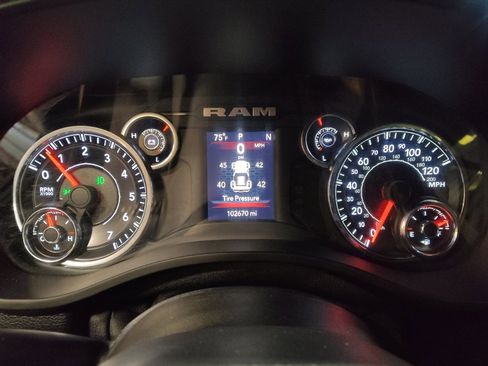 Used 2021 RAM 1500 Big Horn image 23