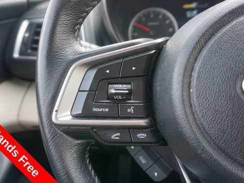 Used 2019 Subaru Ascent Premium AWD/4WD image 4