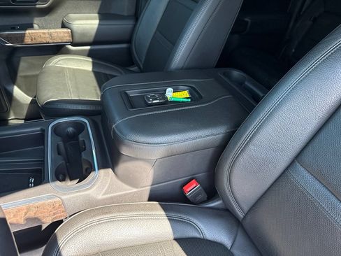 Used 2020 GMC Sierra 1500 Denali w/ Denali Ultimate Package AWD/4WD image 34