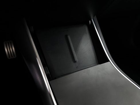 Used 2019 Tesla Model 3 Performance image 27