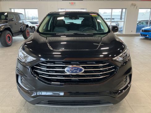 Used 2024 Ford Edge SEL image 2