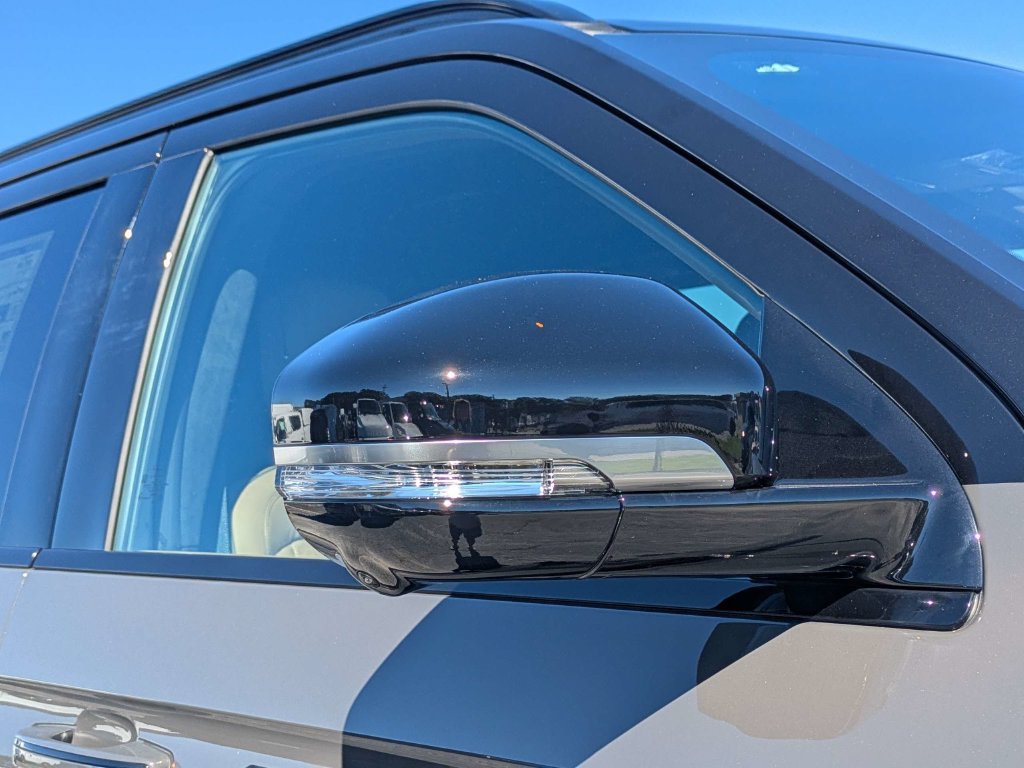 New 2027 Lincoln Navigator L Black Label AWD/4WD image 11
