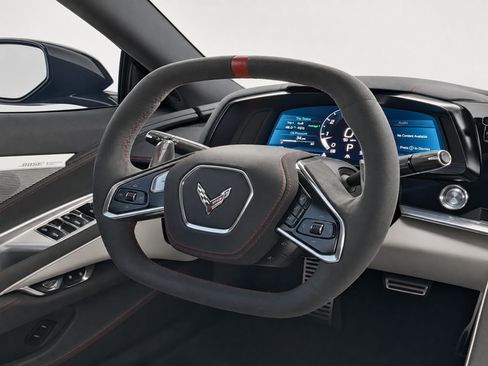 Used 2023 Chevrolet Corvette Stingray Premium Conv w/ Z51 Performance Package RWD image 14
