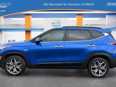 Used 2021 Kia Seltos SX w/ SX Sunroof Package AWD/4WD image 2