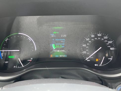 Used 2021 Toyota Sienna XLE w/ XLE Plus Package FWD image 30