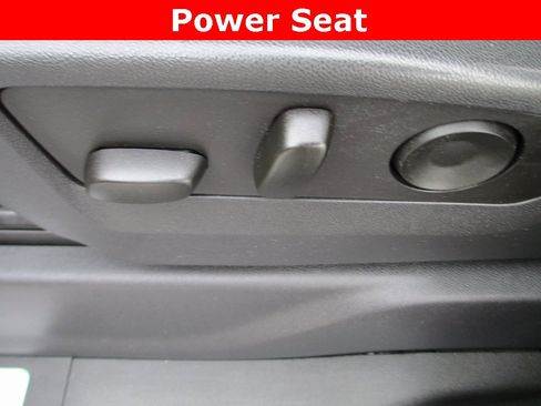 Used 2023 Chevrolet Silverado 1500 High Country w/ High Country Premium Package image 28