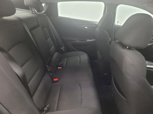 Used 2017 Chevrolet Malibu LT image 19