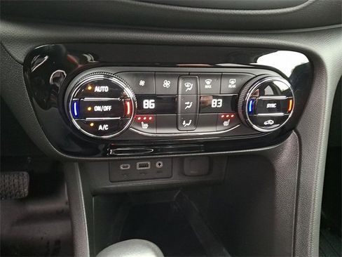 Used 2023 Buick Encore GX Select w/ Sport Touring Package image 16