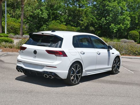 Used 2024 Volkswagen Golf R AWD/4WD image 3