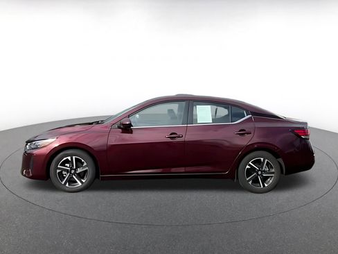 Used 2025 Nissan Sentra SV image 7