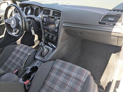 Used 2018 Volkswagen GTI S FWD image 21