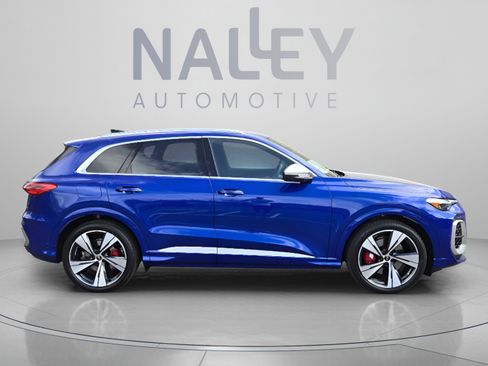 New 2026 Audi SQ5 Premium Plus AWD/4WD image 6