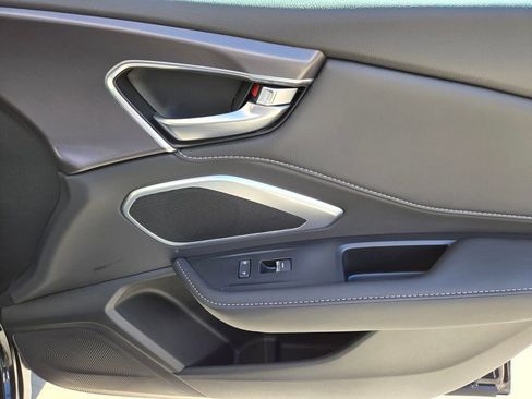 New 2025 Acura RDX SH-AWD image 21