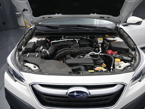 Used 2022 Subaru Outback Limited w/ Popular Package #2 AWD/4WD image 16