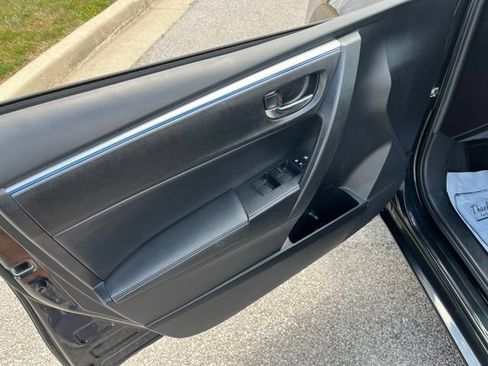 Used 2016 Toyota Corolla S FWD image 8