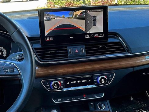 Used 2021 Audi Q5 e Prestige w/ Prestige Package image 8