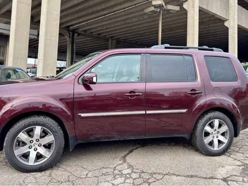 Used 2014 Honda Pilot Touring image 1