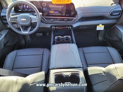 New 2025 Chevrolet Silverado EV LT image 7