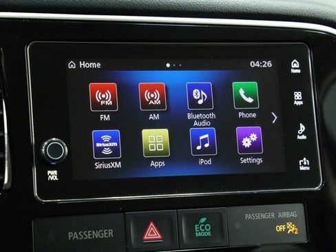 Used 2018 Mitsubishi Outlander SEL image 17