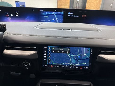 New 2026 Lincoln Navigator Reserve image 20