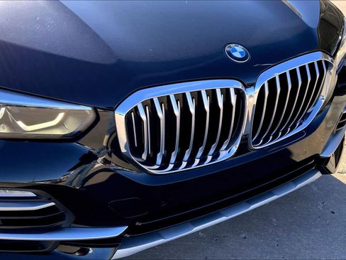 Used 2021 BMW X5 xDrive40i w/ Premium Package image 28