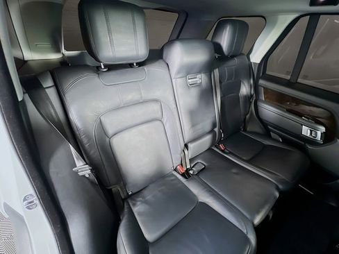 Used 2021 Land Rover Range Rover image 28