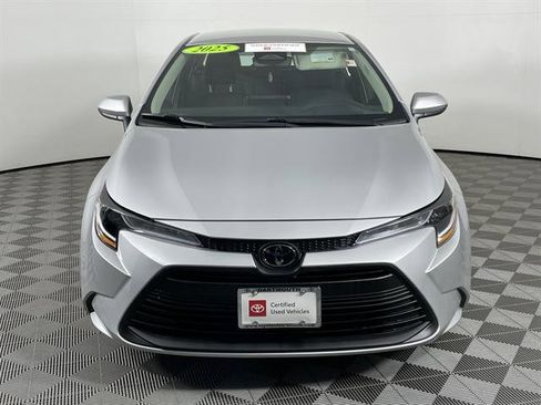 Certified 2025 Toyota Corolla LE image 2