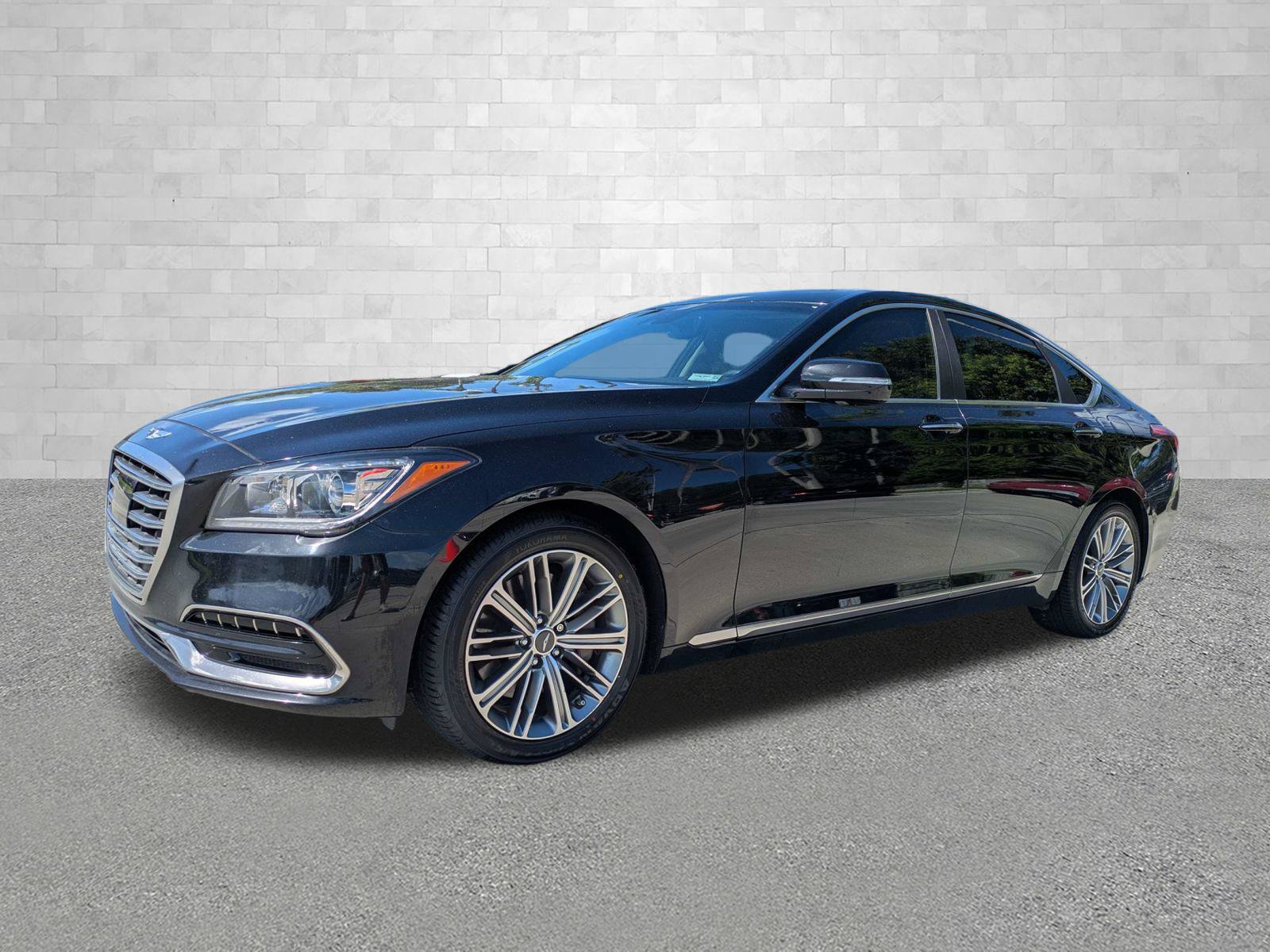 Used 2018 Genesis G80 3.8 RWD image 5