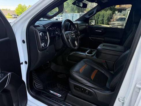 Used 2020 GMC Sierra 1500 AT4 w/ Off-Road Performance Package AWD/4WD image 21