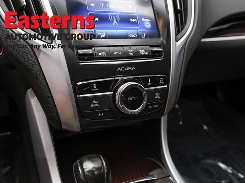 Used 2017 Acura TLX FWD image 20