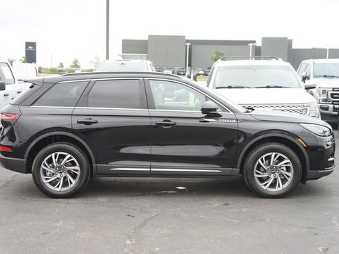 Used 2026 Lincoln Corsair Premiere AWD/4WD image 5