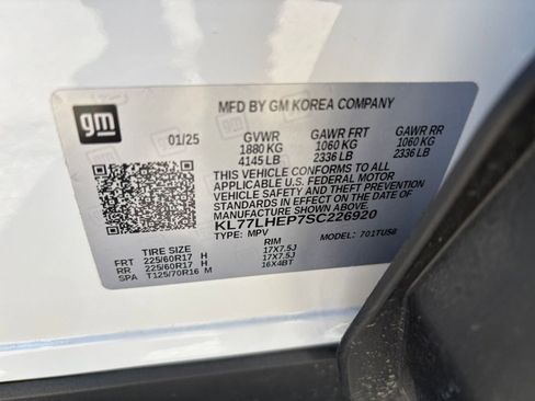 Used 2025 Chevrolet Trax LT image 22