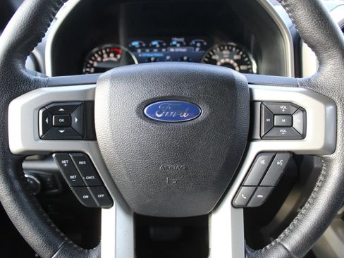 Used 2015 Ford F150 Lariat w/ Equipment Group 501A Mid AWD/4WD image 15
