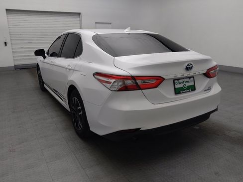 Used 2019 Toyota Camry LE FWD image 5