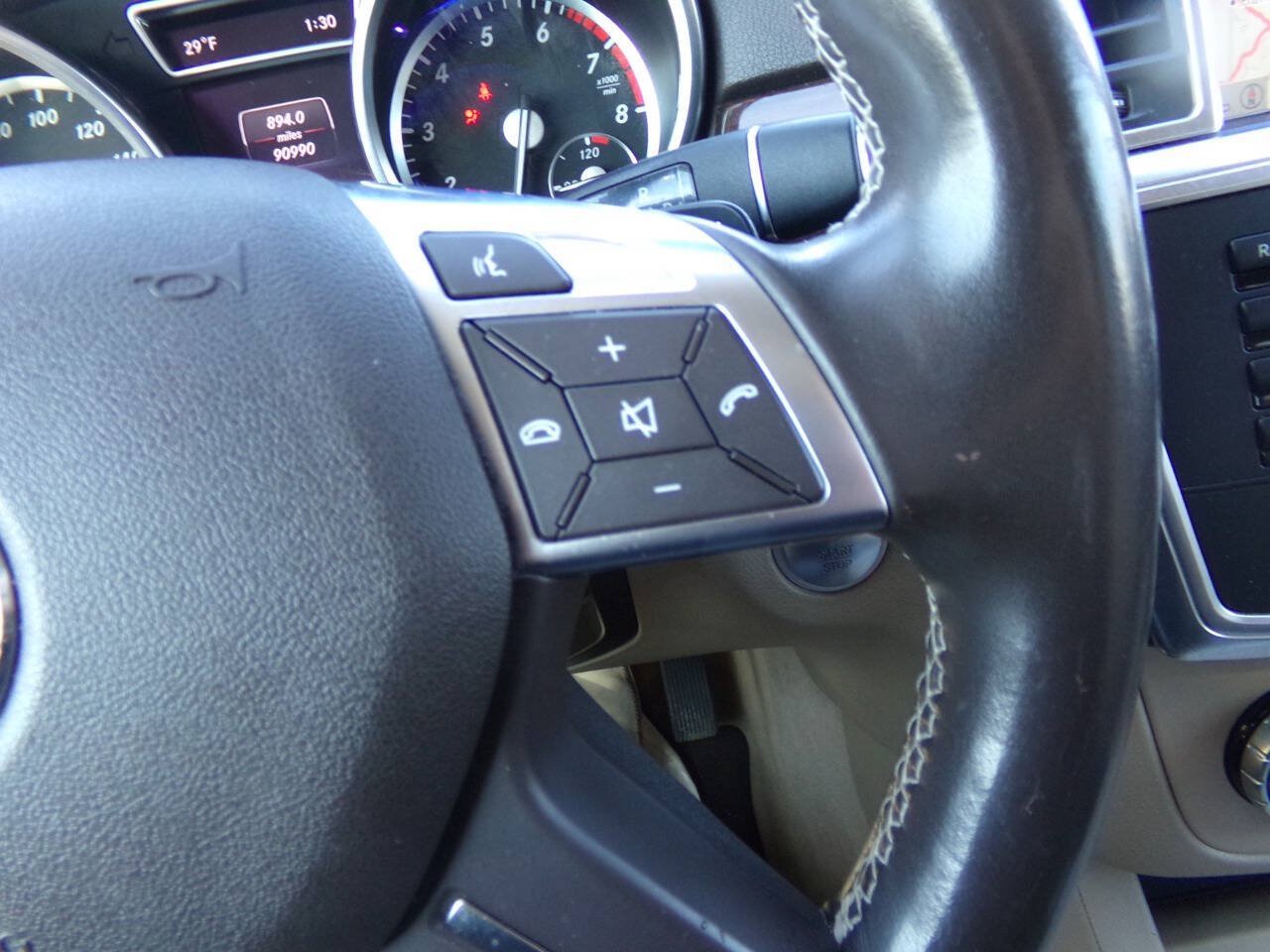 Used 2014 Mercedes-Benz ML 350 2WD image 62