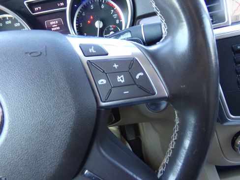 Used 2014 Mercedes-Benz ML 350 2WD image 62