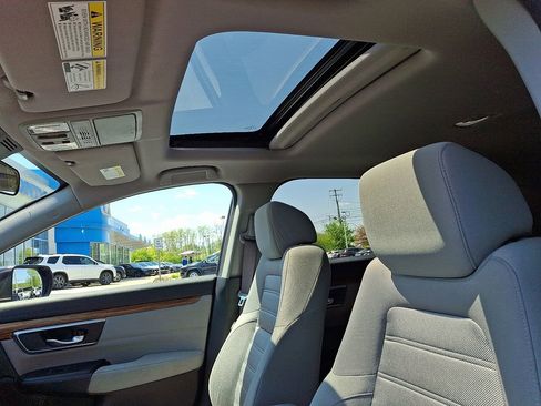 Used 2019 Honda CR-V EX image 17