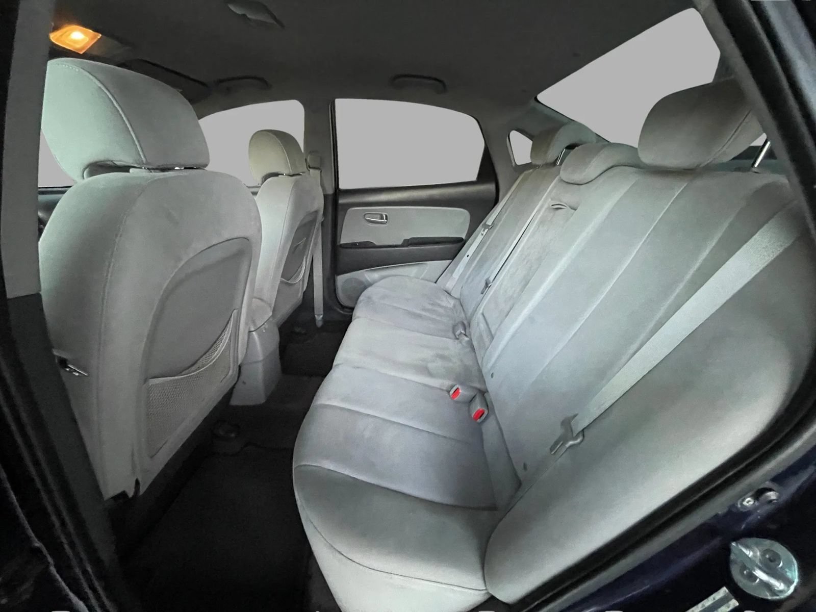 Used 2009 Hyundai Elantra GLS FWD image 24