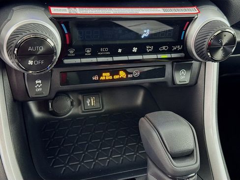 New 2025 Toyota RAV4 XLE image 19