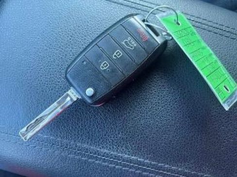 Used 2015 Kia Sportage LX image 4