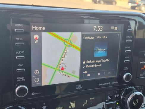 Used 2021 Toyota Highlander Limited FWD image 18