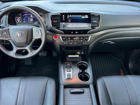 Used 2023 Honda Passport TrailSport image 15
