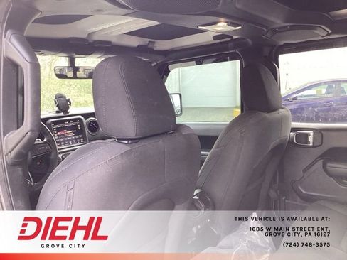 Used 2023 Jeep Gladiator Sport AWD/4WD image 14