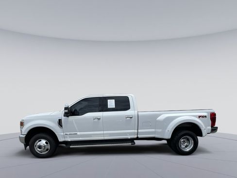 Used 2022 Ford F350 Lariat w/ Lariat Ultimate Package AWD/4WD image 6