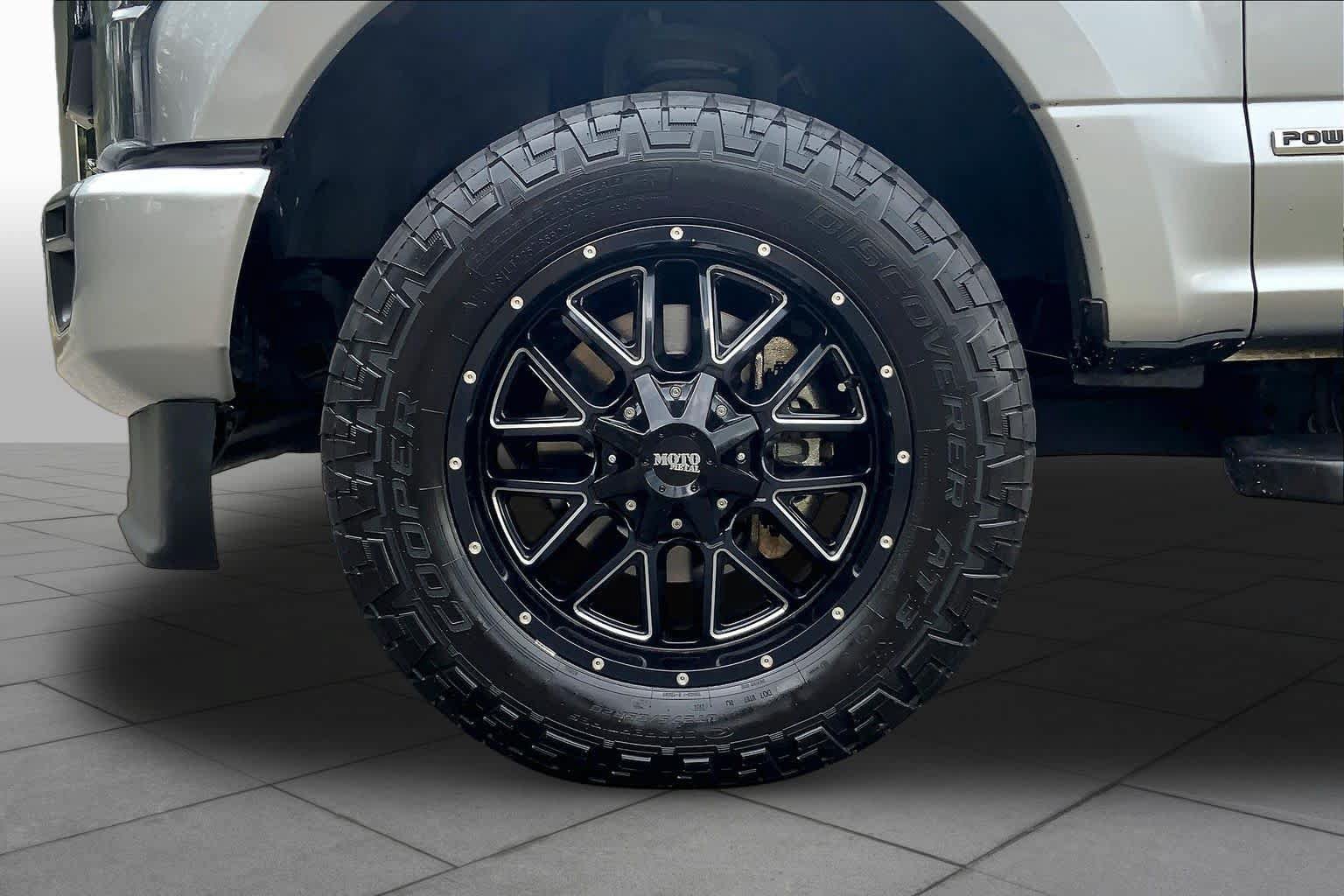 Used 2020 Ford F250 Lariat AWD/4WD image 11
