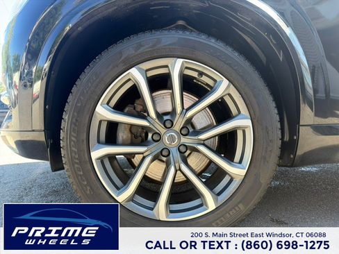 Used 2016 Volvo XC90 T6 Momentum w/ Momentum Plus Package AWD/4WD image 25