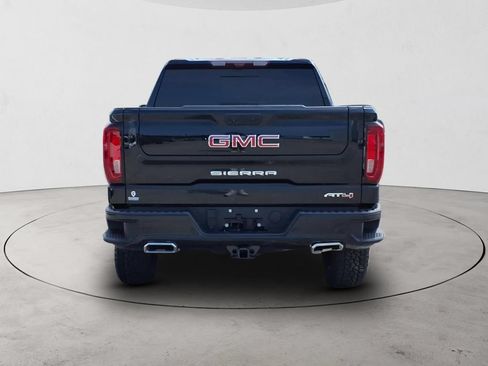 Used 2023 GMC Sierra 1500 AT4 w/ AT4 Premium Package AWD/4WD image 6