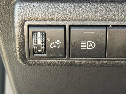 Used 2025 Toyota Corolla LE FWD image 24