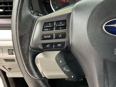 Used 2015 Subaru Forester 2.5i w/ Alloy Wheel Package AWD/4WD image 9